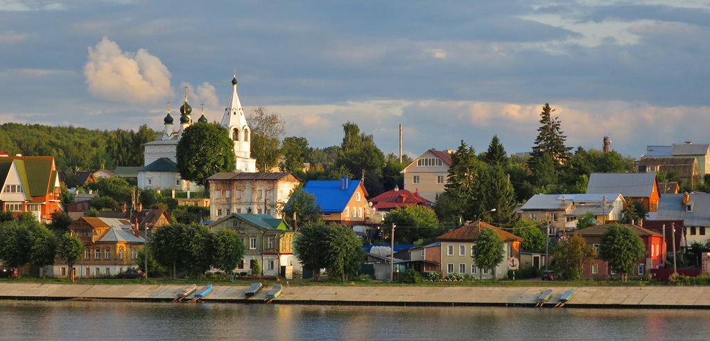 что брать в речной круиз на теплоходе. Смотреть фото что брать в речной круиз на теплоходе. Смотреть картинку что брать в речной круиз на теплоходе. Картинка про что брать в речной круиз на теплоходе. Фото что брать в речной круиз на теплоходе